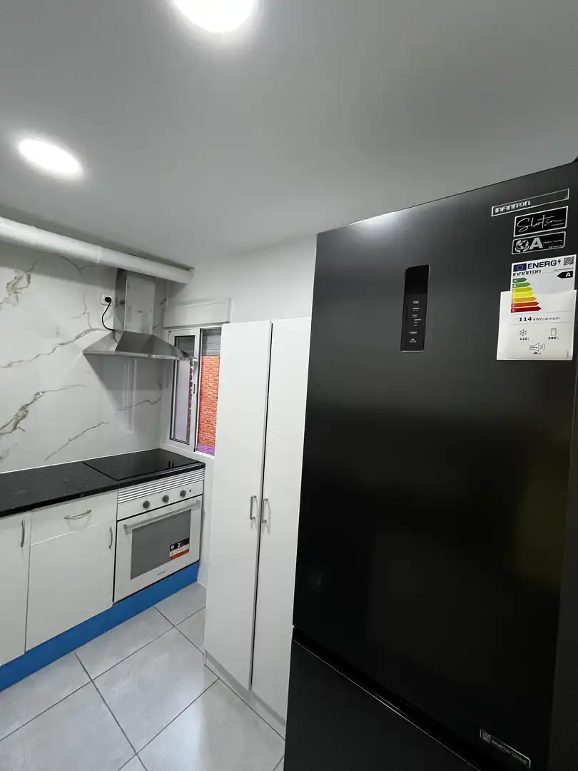 Habitació a Calle de Casalarreina, 41, Ambroz Habitació a Calle de Casalarreina, 41, Ambroz