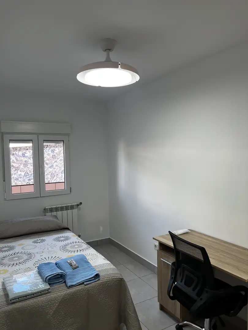 Habitació a Calle de Casalarreina, 41, Ambroz Habitació a Calle de Casalarreina, 41, Ambroz