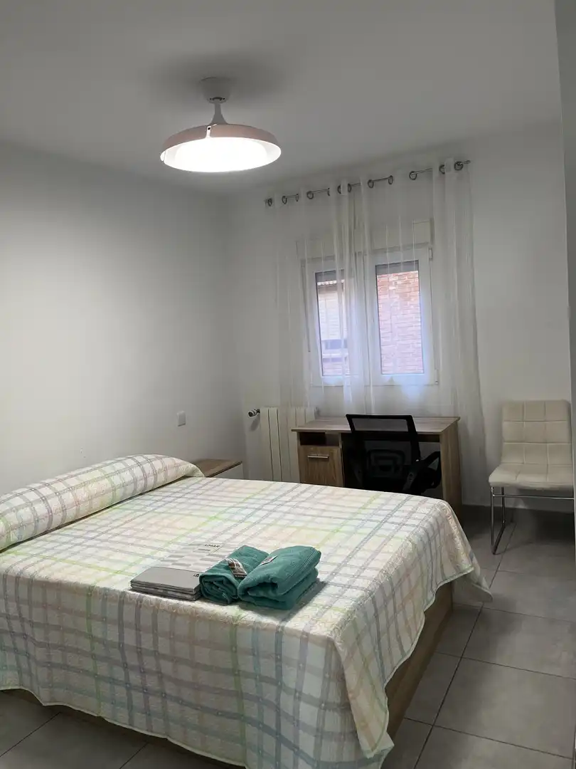 Habitació a Calle de Casalarreina, 41, Ambroz Habitació a Calle de Casalarreina, 41, Ambroz