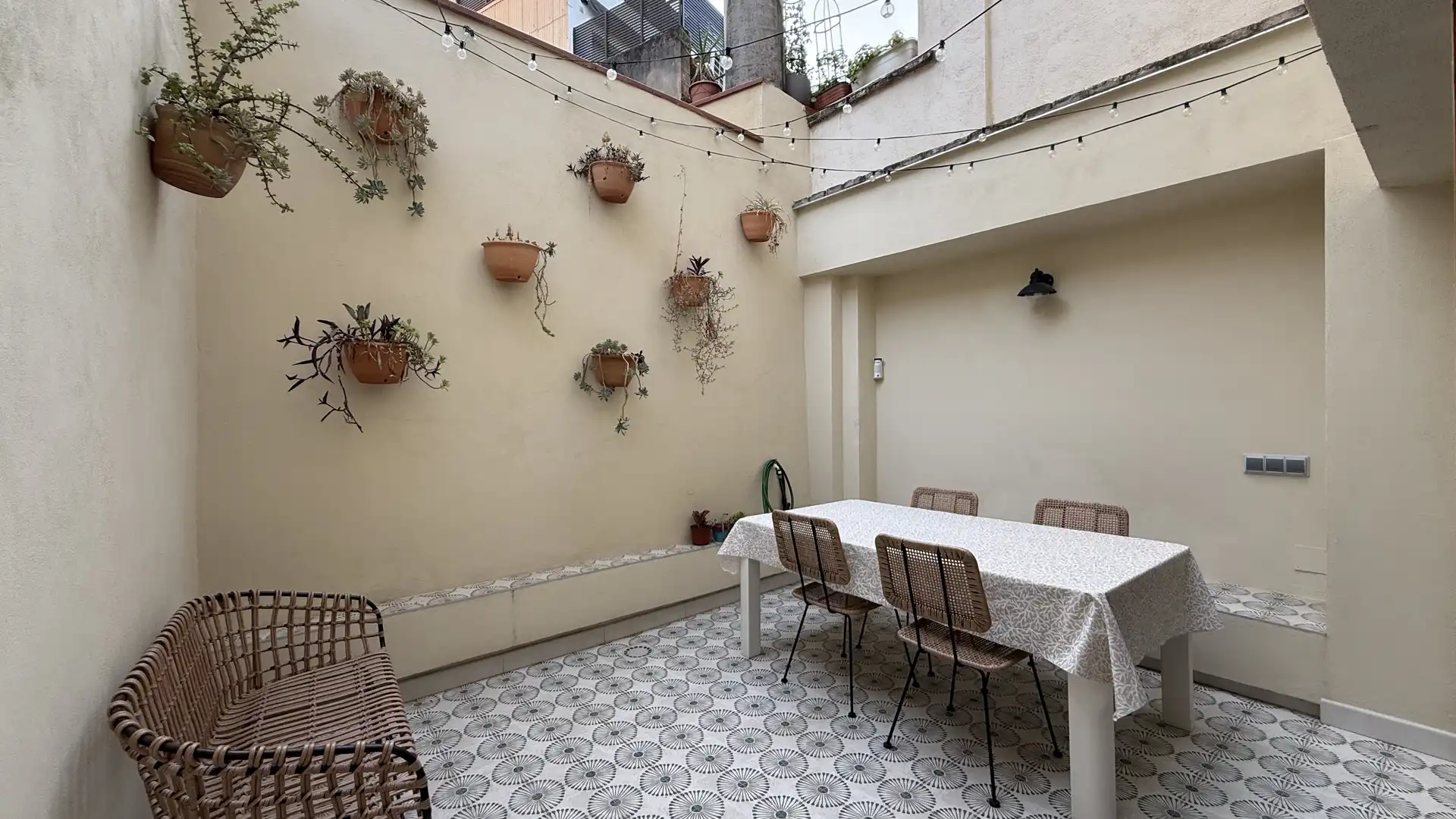 Casa o xalet en venda a Carrer de Falguera, 49, Centre - Can Nadal Terrassa de Casa o xalet en venda en Sant Feliu de Llobregat amb Aire condicionat, Calefacció i Parquet