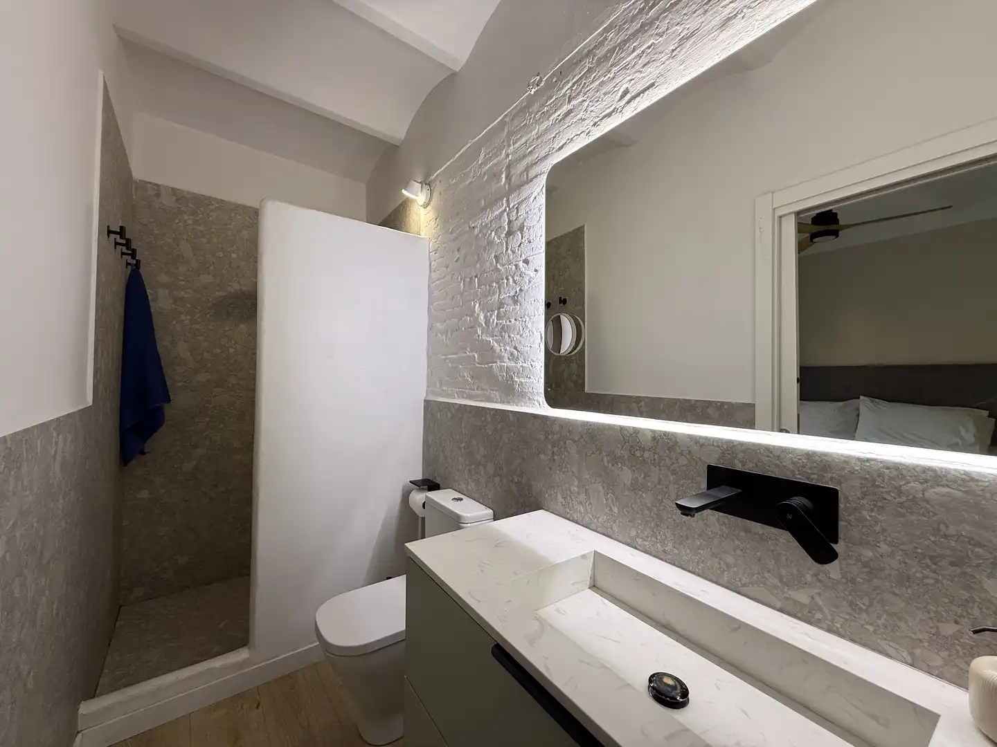 Casa o xalet en venda a Carrer de Falguera, 49, Centre - Can Nadal Bany de Casa o xalet en venda en Sant Feliu de Llobregat amb Aire condicionat, Calefacció i Parquet
