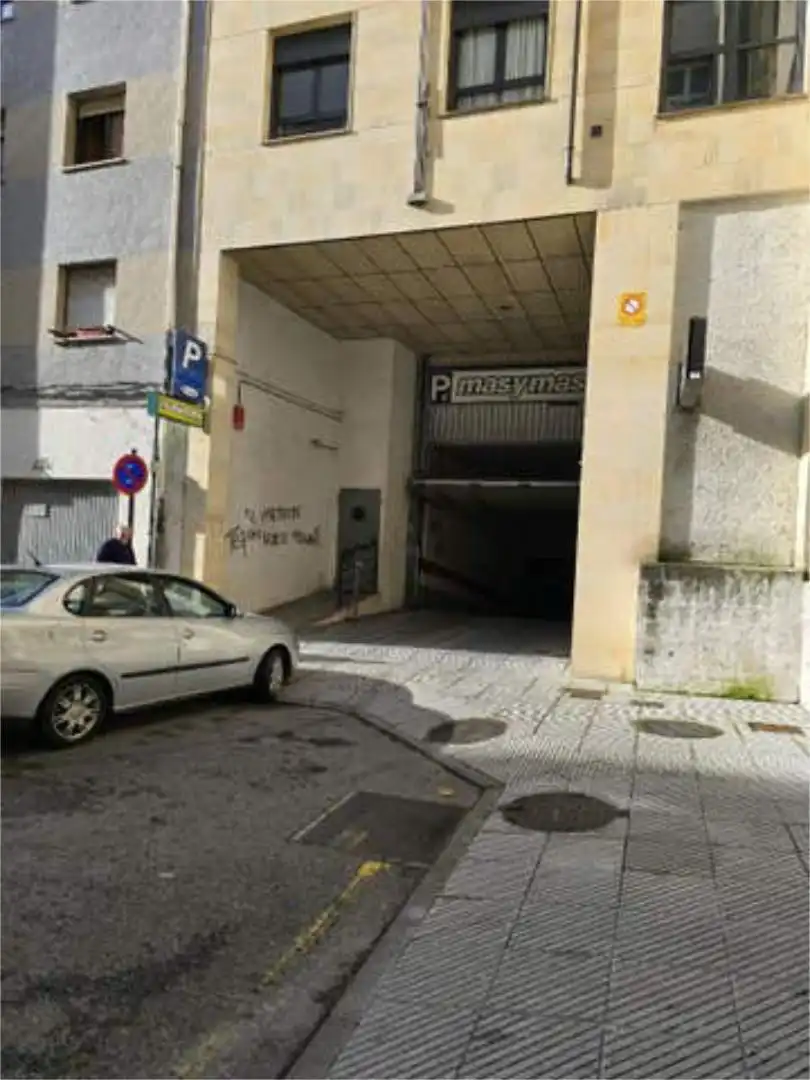 Storage room for rent in La Pola Siero Parking of Storage room for rent in Siero