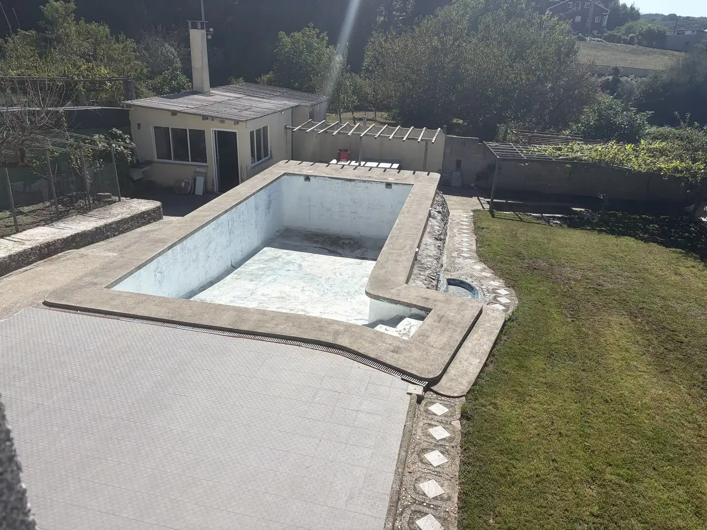 Casa o xalet en venda a Lugar Cuco (Santo Andre de, Parroquias del Este Piscina de Casa o xalet en venda en Lugo amb Calefacció, Jardí privat i Parquet