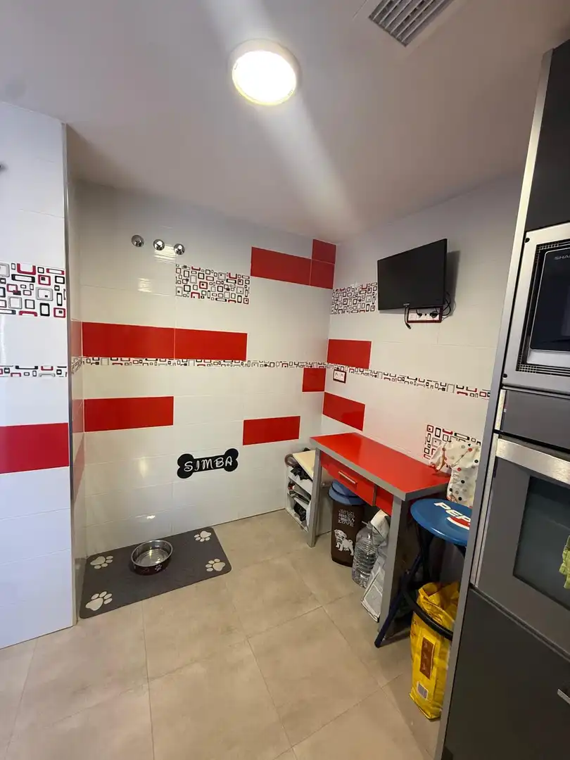 Flat for sale in Calle de Méjico, 17, Valleaguado - La Cañada Kitchen of Flat for sale in Coslada with Air Conditioner, Parquet flooring and Terrace