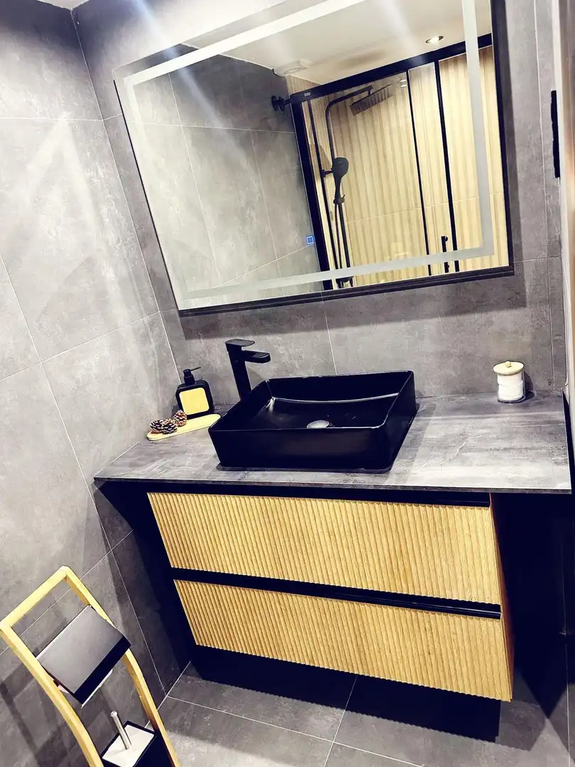 Flat for sale in Calle de Méjico, 17, Valleaguado - La Cañada Bathroom of Flat for sale in Coslada with Air Conditioner, Parquet flooring and Terrace