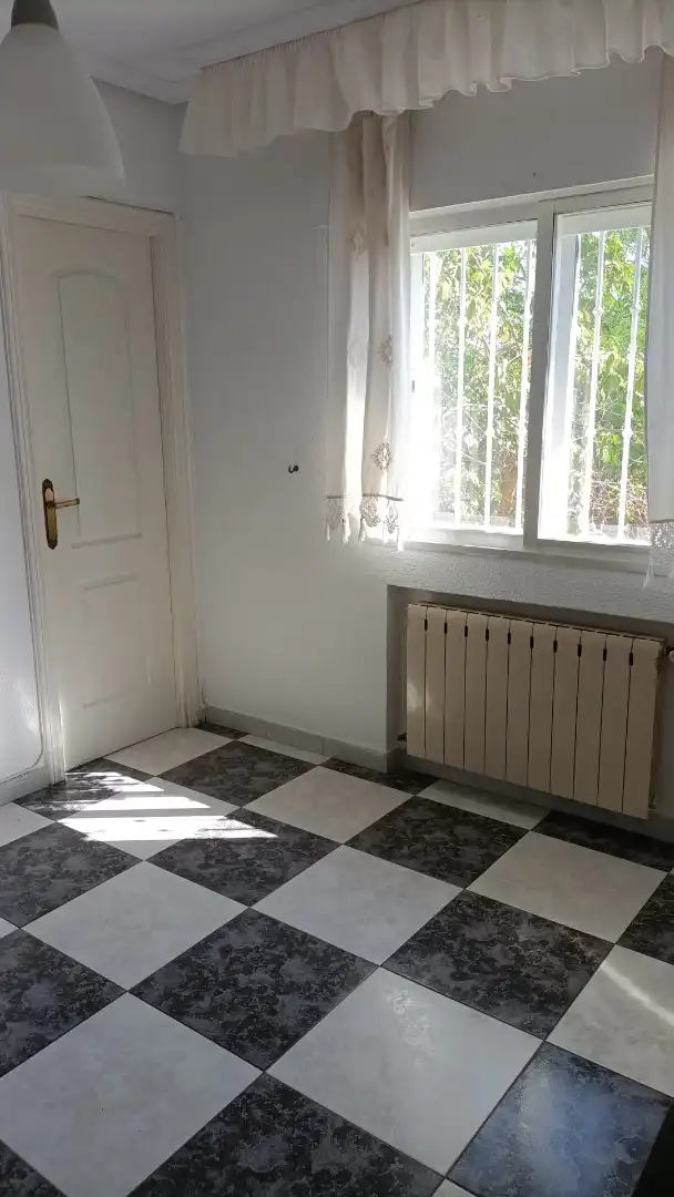 Casa o chalet en venta en Calle de los Enebros, 13, Manzanares El Real Casa o chalet en venta en Manzanares El Real con Aire acondicionado, Jardín privado y Terraza