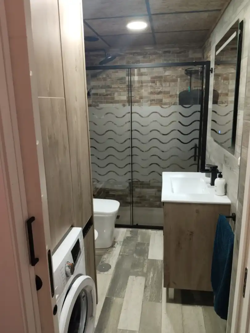 Wohnungen zur Miete in Plaza Antonio Vicea, 3, Playa Flamenca Badezimmer von Wohnungen zur Miete in Orihuela mit Klimaanlage, Privatgarten und Terrasse