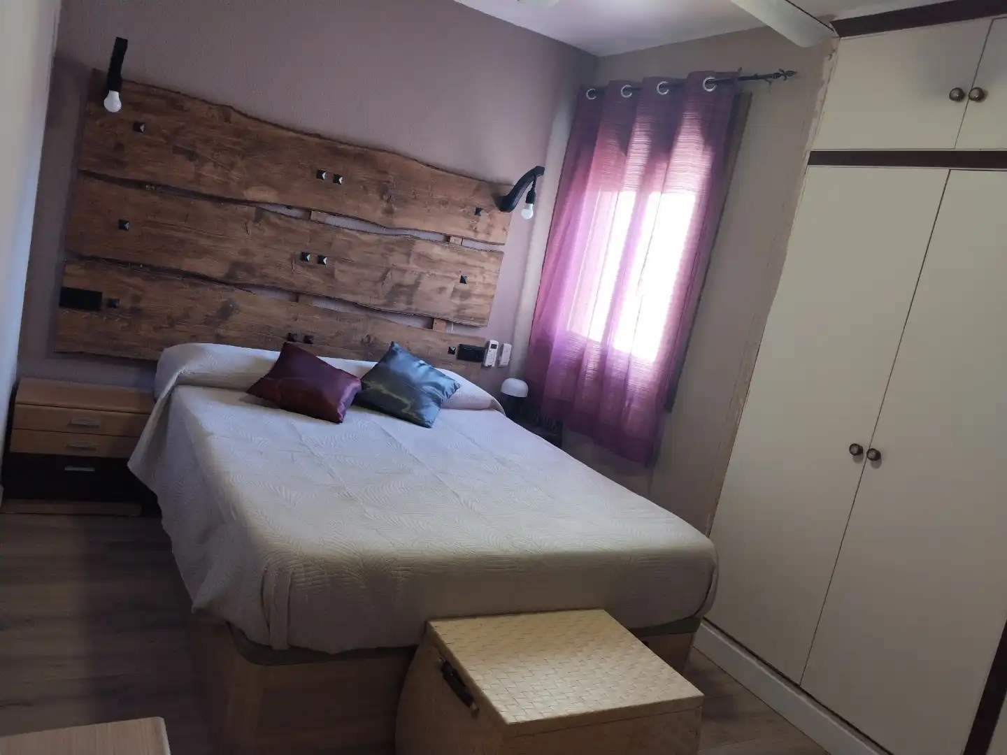 Wohnungen zur Miete in Plaza Antonio Vicea, 3, Playa Flamenca Schlafzimmer von Wohnungen zur Miete in Orihuela mit Klimaanlage, Privatgarten und Terrasse