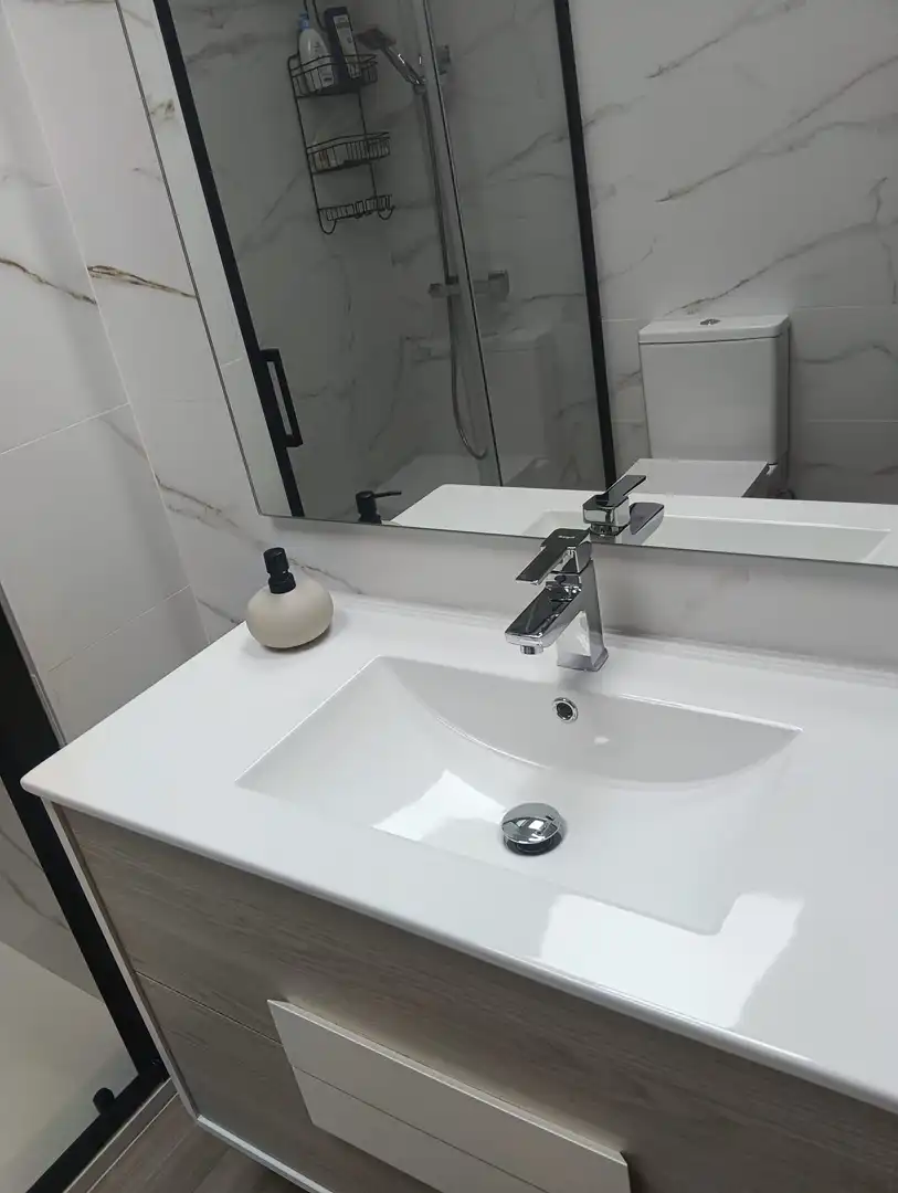 Flat for sale in Avenida Constitución, 15, Oeste Bathroom of Flat for sale in Mérida with Air Conditioner, Parquet flooring and Terrace