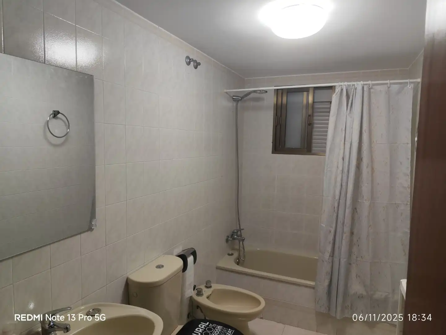 Wohnung zur Miete in Calle Almirante Faustino Ruiz, 13, Hornos Púnicos Badezimmer von Wohnung zur Miete in San Fernando mit Möbliert