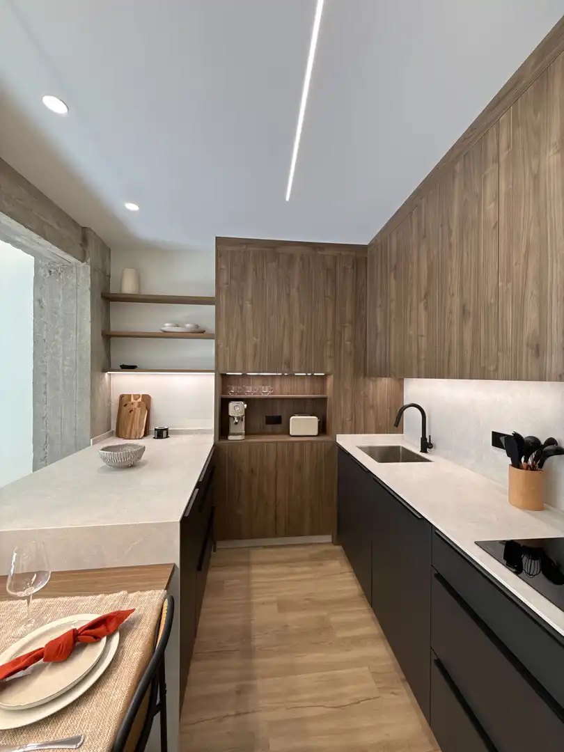 Piso en venta en A Coruña Capital , A Coruña Cocina de Piso en venta en Cuatro Caminos - Plaza de la Cubela