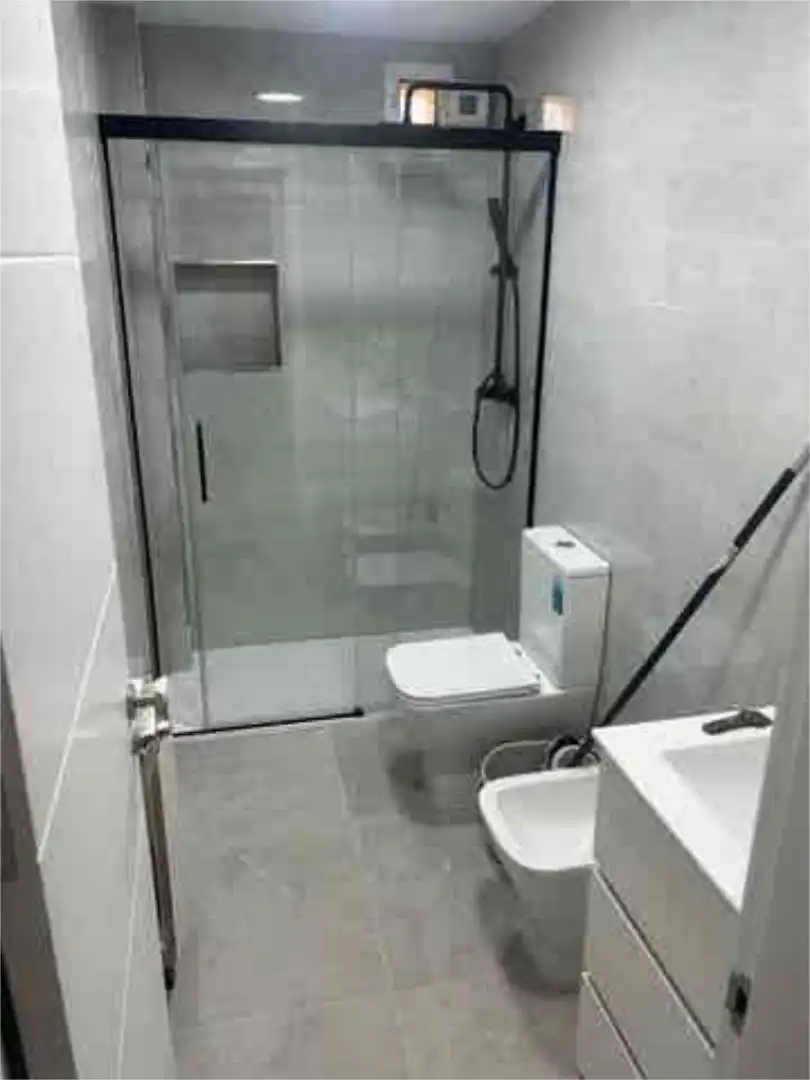 Badezimmer von Wohnung zur Miete in Cenes de la Vega