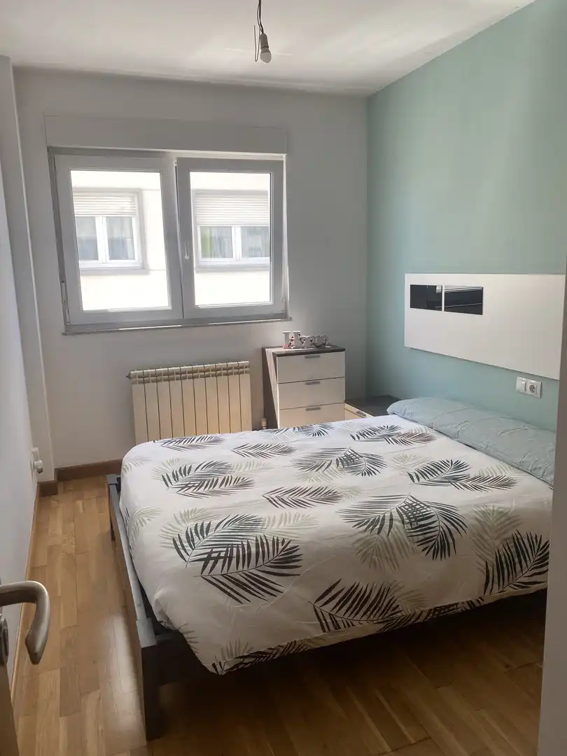 Room in Lugo, Lugo Bedroom of Flat for share in A Piriganlla - Albeiros - Garabolos