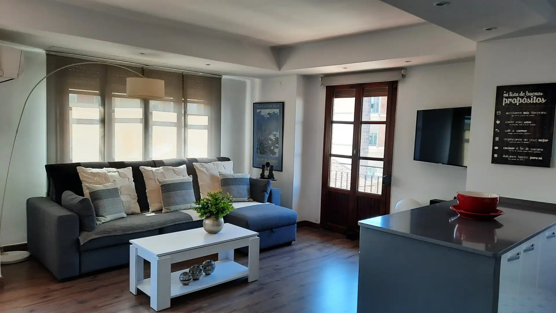 Room in Tavernes Blanques, Valencia Living room of Flat for share in Tavernes Blanques, Valencia