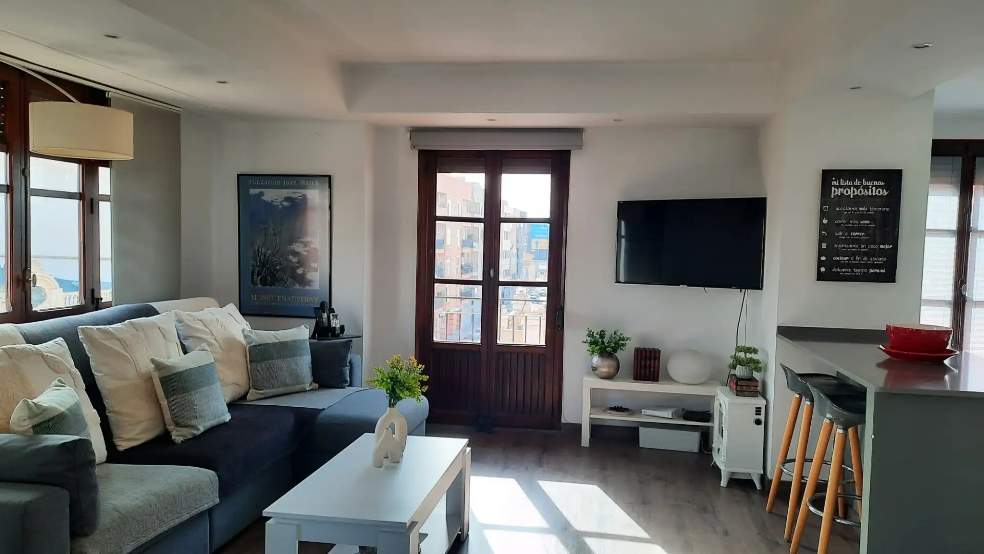 Room in Tavernes Blanques, Valencia Living room of Flat for share in Tavernes Blanques, Valencia
