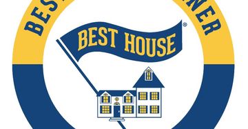 BEST HOUSE CORNER - IN THE SUN