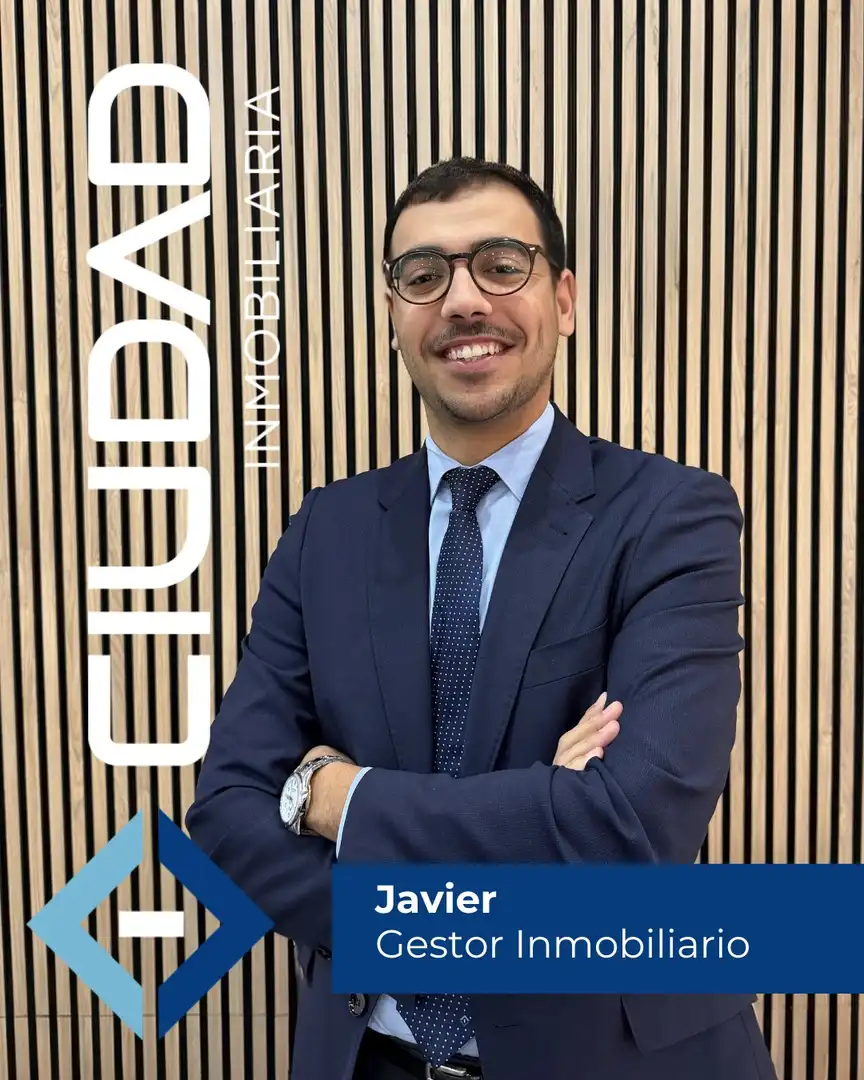 JAVIER ZAMBRANO