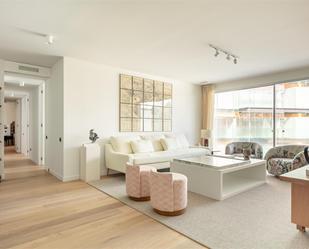 Living room of Planta baja for sale in  Madrid Capital  with Swimming Pool