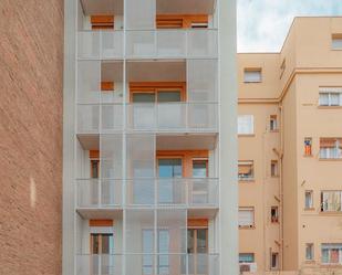 Exterior view of Flat for sale in  Barcelona Capital  with Air Conditioner, Terrace and Balcony