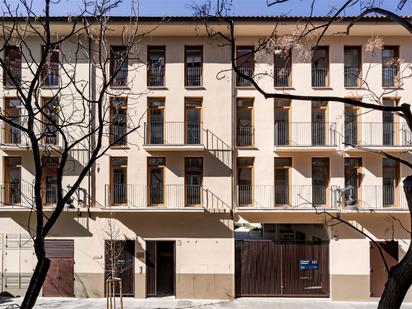 Exterior view of Single-family semi-detached for sale in  Valencia Capital  with Air Conditioner