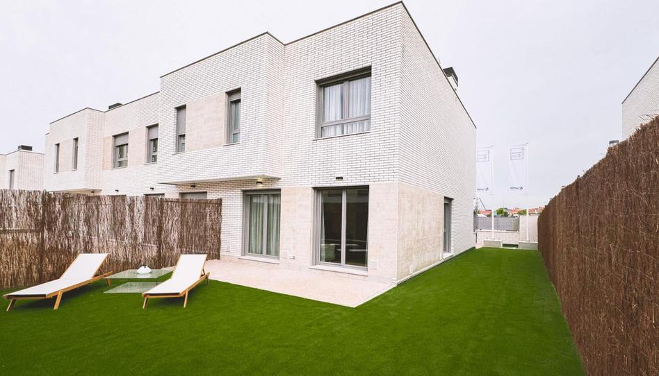 Photo 1 from new construction home in Flat for sale in Fresnos I y II, Madrid