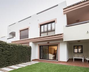 Casa adosada en venda a Carrer Severiano Ballesteros, Guillena