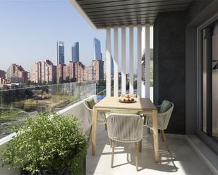 Terrace of Flat for sale in  Madrid Capital  with Air Conditioner, Heating and Community pool