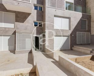 Exterior view of Attic for sale in  Madrid Capital  with Air Conditioner