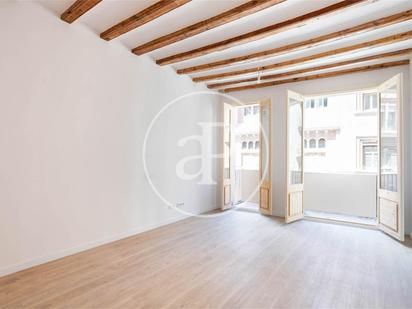 Flat for sale in Street Sant Antoni Abat, Ciutat Vella