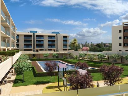 Piscina de Planta baixa en venda en Salou amb Aire condicionat, Terrassa i Balcó