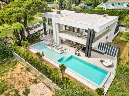 Piscina de Casa o xalet en venda en Marbella amb Aire condicionat, Terrassa i Piscina