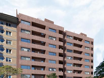 Vista exterior de Pis en venda en Burgos Capital amb Traster i Aparcament comunitari