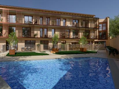 Swimming pool of Planta baja for sale in Castellar del Vallès