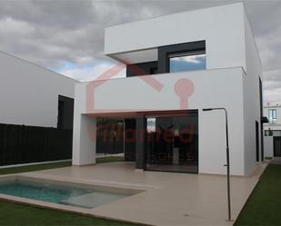 Exterior view of House or chalet for sale in Bétera  with Air Conditioner, Heating and Private garden