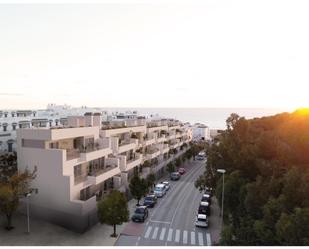 Vista exterior de Àtic en venda en Conil de la Frontera amb Aire condicionat, Calefacció i Terrassa