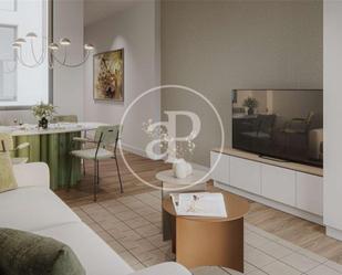 Living room of Flat for sale in  Madrid Capital  with Community parking